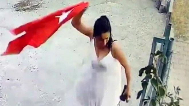 Türk bayrağına çirkin saldırı: Gözaltına alındı