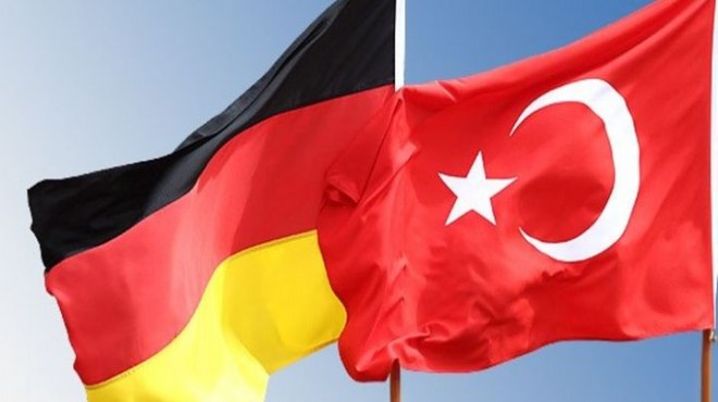 Türkiye den Almanya ya çok sert miting tepkisi!