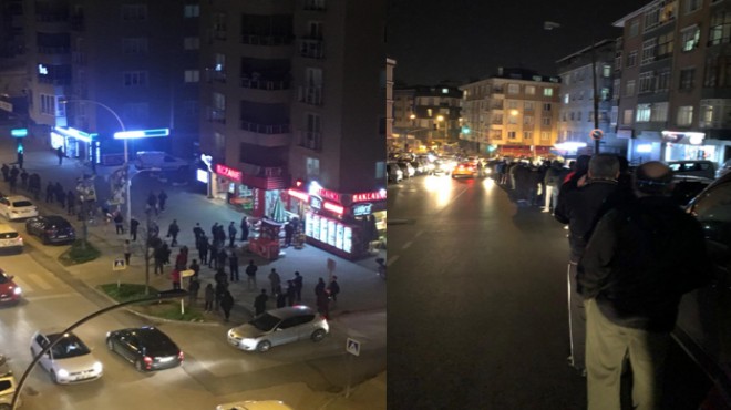 Yasak kararı sonrası İzmir de market ve fırınlarda kuyruk!