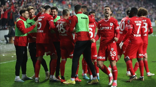 Yılport Samsunspor Süper Lig e yükselmeyi garantiledi