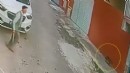 İzmir'de sokak kedisine keserli saldırı!