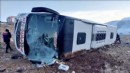 Korkunç kaza! Yolcu otobüsü devrildi: 8 ölü, 35 yaralı