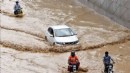 Şiddetli yağışlar yüzünden 17 kişi öldü!