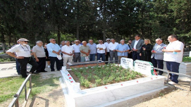  İzmir Baba ya mezarı başında anma...