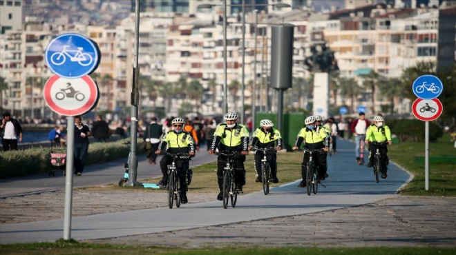 'İzmir'in Beyaz Kırlangıçları' bisiklet yollarının güvenliği için pedala bastı
