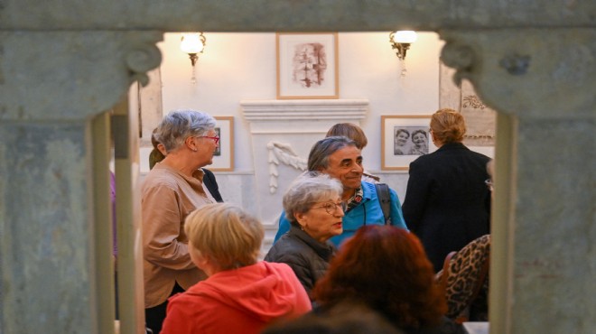  Renk ve Tekniklerin Dansı  Galeri Hamam da