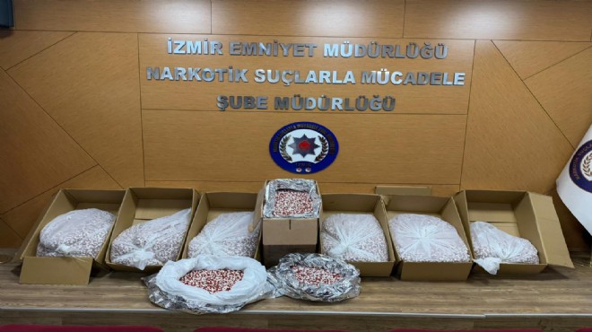  Torbacılara  dağıtacaklardı: Yüz binlerce hap ele geçirildi!