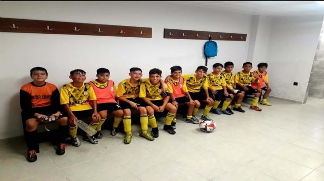 12 yaşındaki çocuk bisikletiyle duvara çarptı: İzmir de kahreden son!