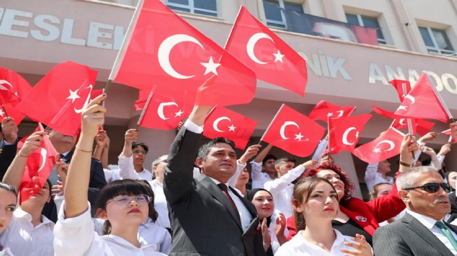 19 Mayıs coşkusu Aliağa'yı sardı!