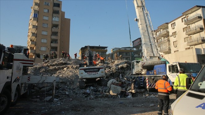 3'ü mezun 13 DEÜ'lü deprem kurbanı!