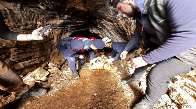 5 metreden çukura düşmüştü: Saatler süren çalışmadan iyi haber!