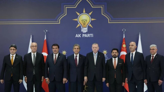 7 belediye başkanı daha AK Parti ye geçti
