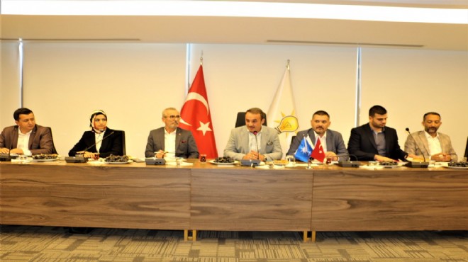 AK Parti İzmir de Şengül den ilçe başkanlarına  yerel seçim  talimatları