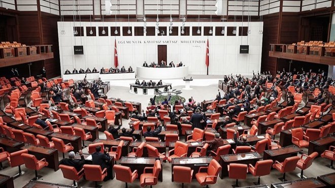 AK Parti den flaş açıklama: 2. Yargı Paketi Meclis te!