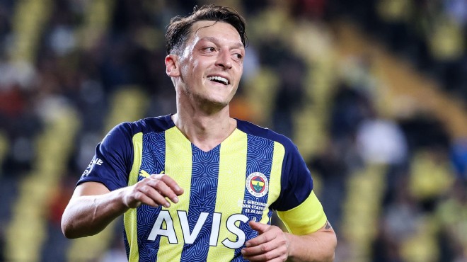 Acun Ilıcalı duyurdu: Mesut Özil Survivor a mı katılıyor?