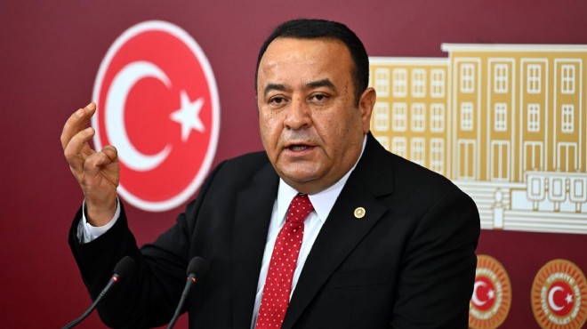 Adnan Beker, CHP den istifa ettiğini duyurdu!
