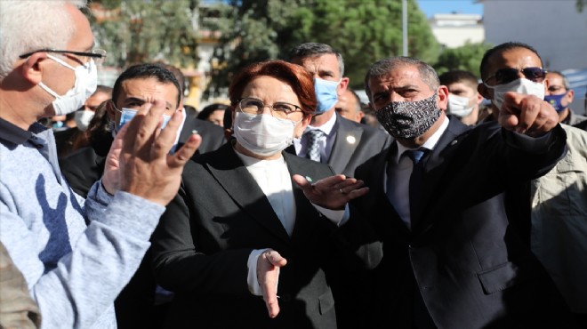 Akşener enkaz bölgesinde incelemede bulundu