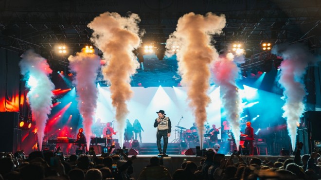 Alaçatı Ot Festivali’nde Kenan Doğulu rüzgarı!