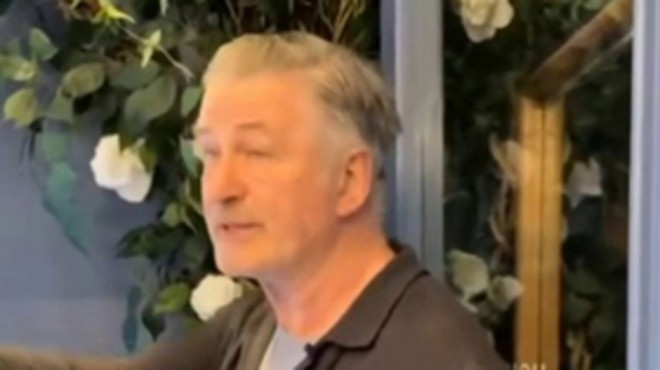 Alec Baldwin'e kafede sözlü taciz!