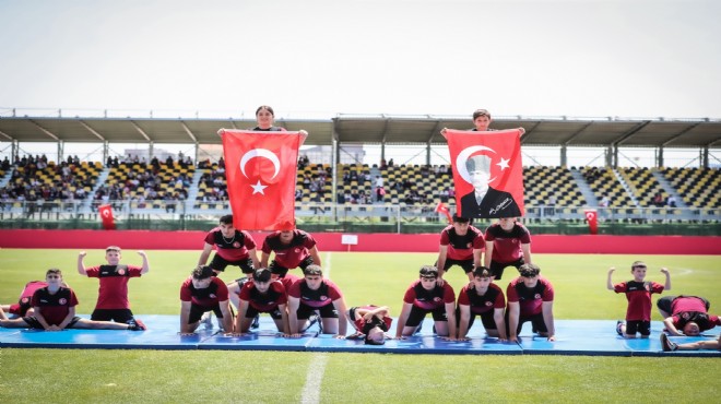 Aliağa da 19 Mayıs coşkusu