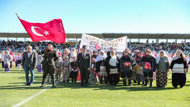 Aliağa da Cumhuriyet Bayramı coşkusu