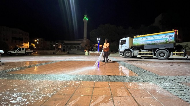 Aliağa'da belediyeden bayram temizliği!