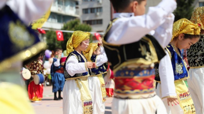 Aliağa'da 23 Nisan coşkusu