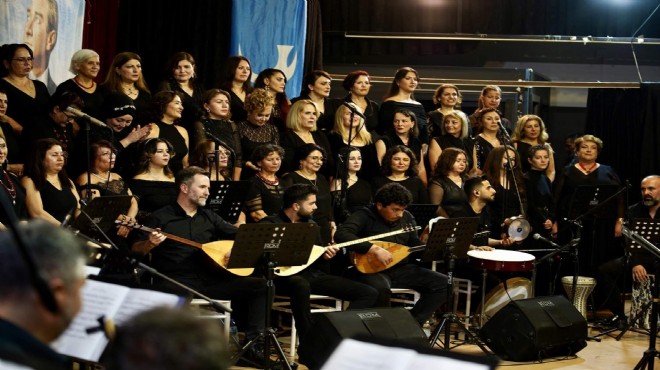 Aliağa’da Türk halk müziği rüzgarı