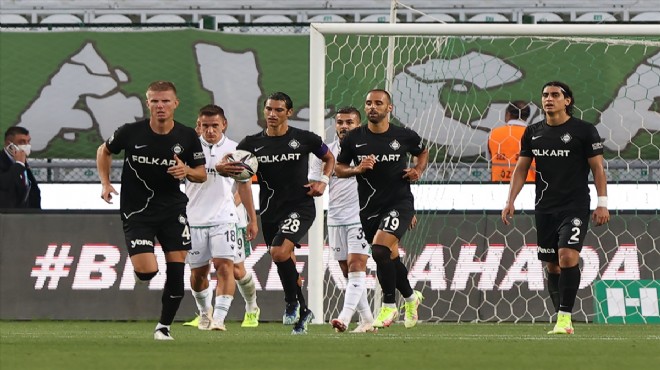 Altay'da moraller dibe vurdu!