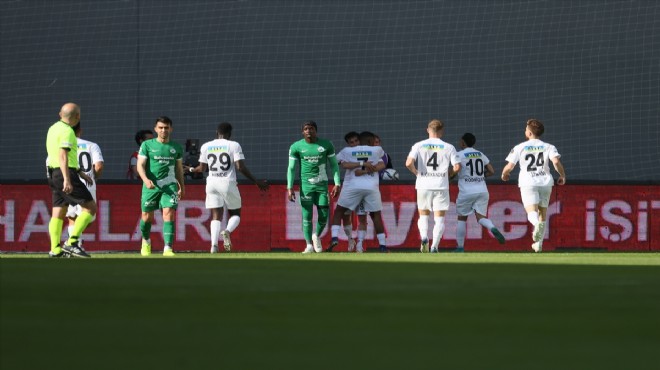 Altay'da protesto yok, alkış var!