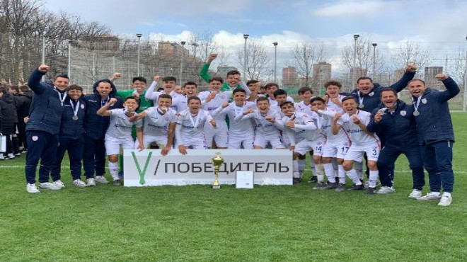 Altınordu U16 Rusya'da şampiyon