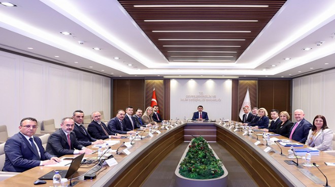 Ankara da çifte  İzmir  zirvesi: Masada  dönüşüm ,  Körfez  ve ulaşım!