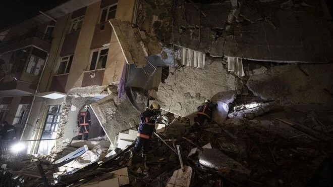 Ankara da patlama: 3 katlı bina çöktü!