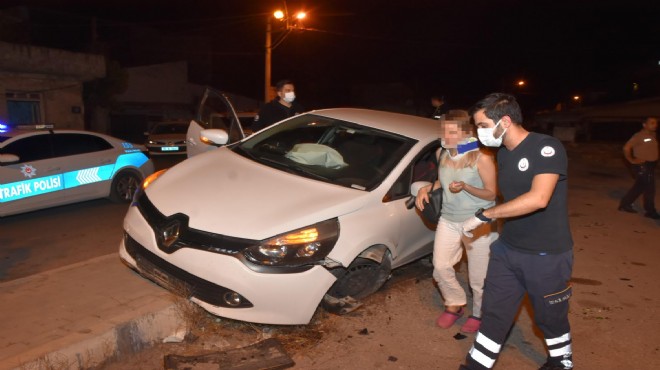 Aracını polislerin üzerine sürdü, kaza yapınca yakalandı!