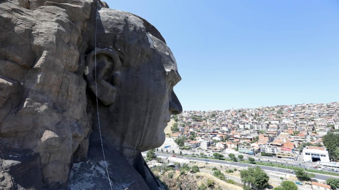 Ata nın maskı adına yakışır hale geldi