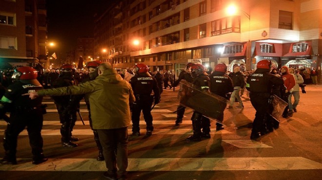 Avrupa Futbolu nda olaylı gece: 1 polis öldü