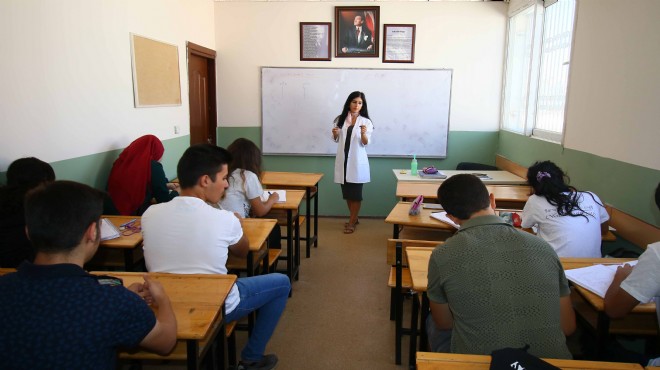 BAYSEM'de seviye sınavı heyecanı