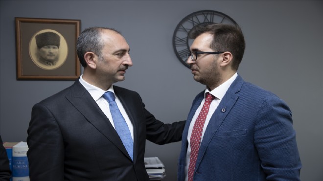 Bakan Gül'den o avukata geçmiş olsun ziyareti