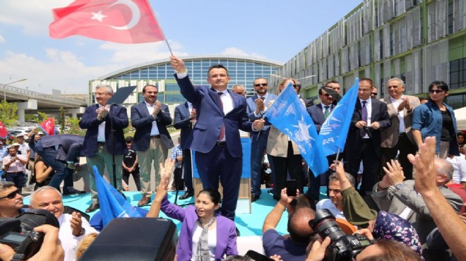 Bakan Pakdemirli İzmir de: Kente ve teşkilata ilk mesajlar!