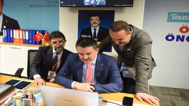 Bakan Pakdemirli'den İzmir'de telefonla miting daveti