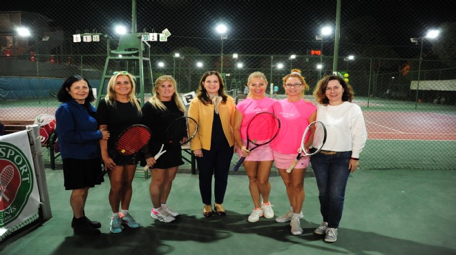 Tenis turnuvası eğitime destek oldu