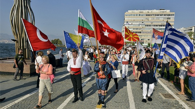 Balkan rüzgarı: İzmir Inna'yla coşacak!