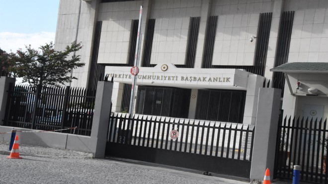 Başbakanlık bitti, İzmir'de ofisi kaldı!