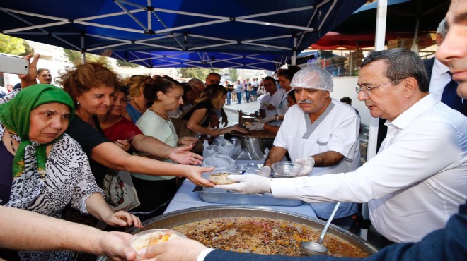 Başkan Batur dan Konak a aşure ikramı