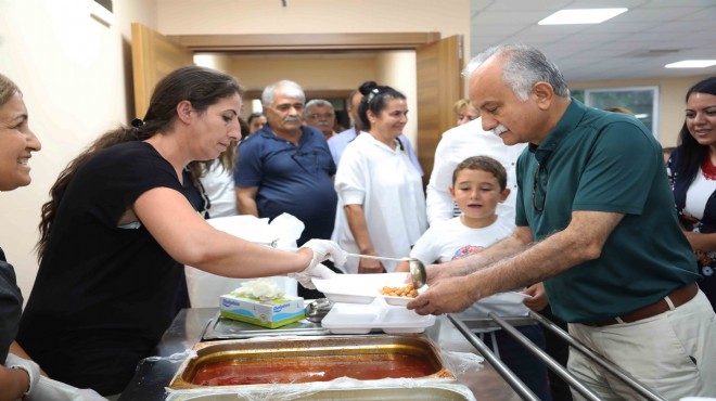 Başkan Karabağ yeni cem evinde oruç açtı