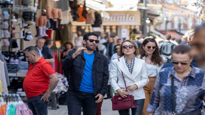 Başkan Mutlu’dan Mert Fırat’la Konak turu