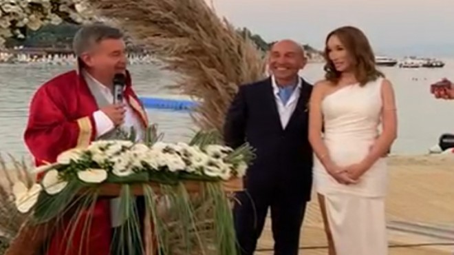 Başkan Oran 3 dilde nikah kıydı!