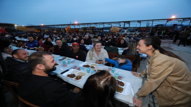 Başkan Sengel emekçilerle iftarda buluştu