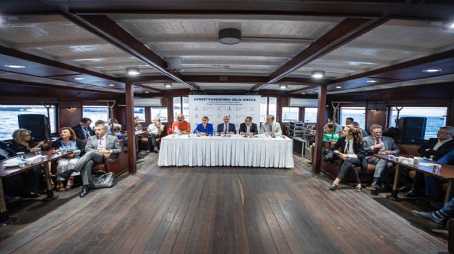 Bergama Vapuru'nda AKPM oturumu: Soyer 'gemi direnişi'ni anlattı