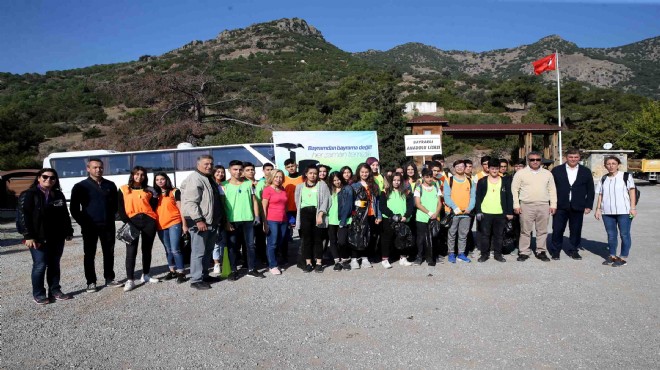 Başkan Tugay: Bu gençler örnek olmalı